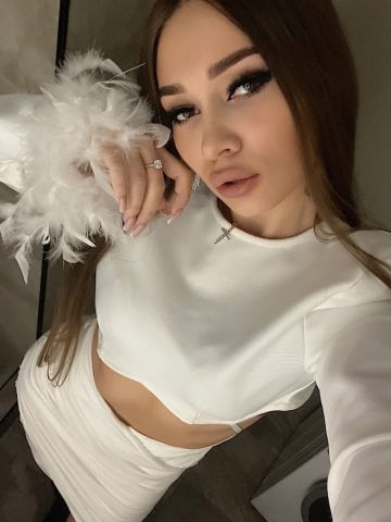 Викуся